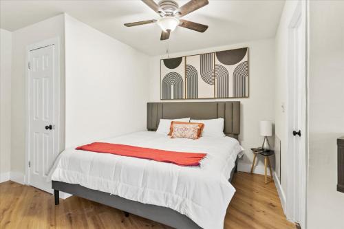 Modern Studio Apartment near Merrimack Park