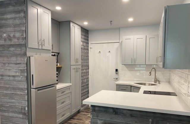Modern Studio Condo with WorldClass Amenities