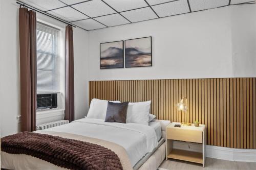Modern Studio Free Parking Near NYC