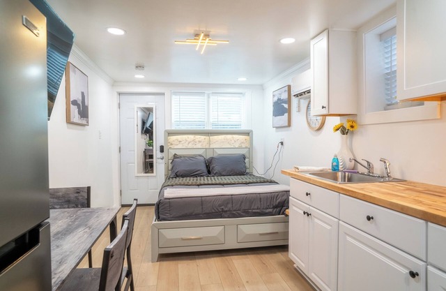 Modern Studio Getaway