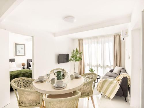 Modern Studio Retreat in Heart of Sunnybank