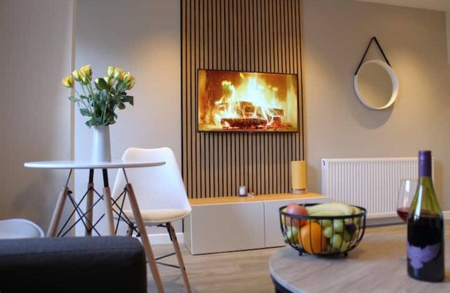 Modern Stylish Apartment with central access