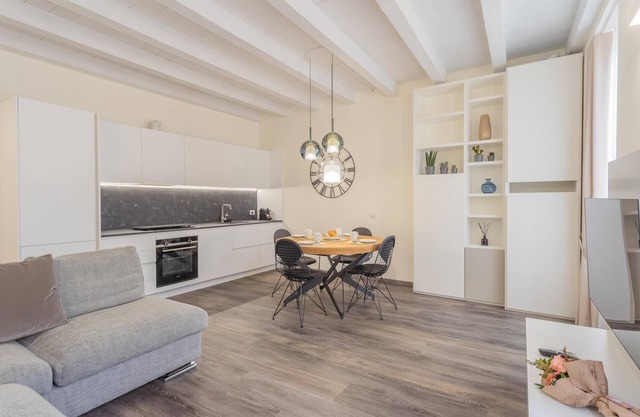 Modern Stylish Apartment in Como City