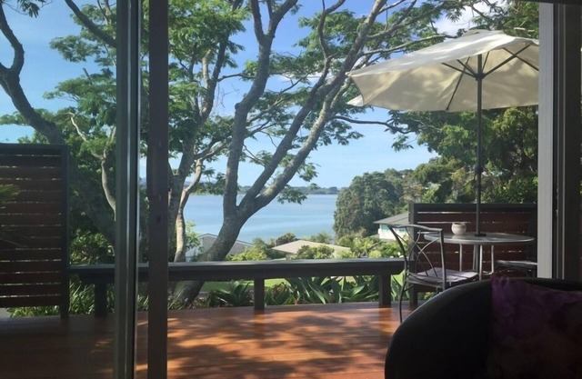 Elegante apartamento entre la playa de Waihi y Katikati.