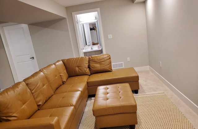 Modern Suite near Fanshawe and Western University