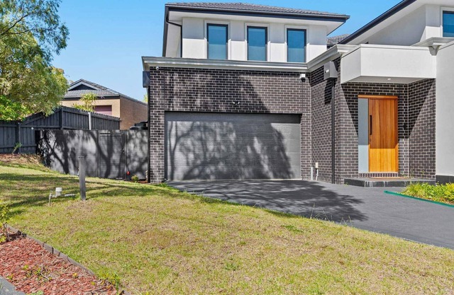 Modern Townhouse in Doncaster near Westfield