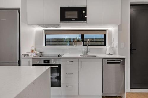 Modern Townhouse close to Airport and Hospital