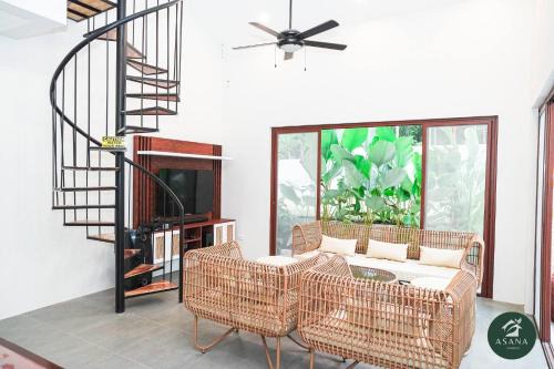 Modern Tropical 2BR Villa Pool Retreat in Amadeo