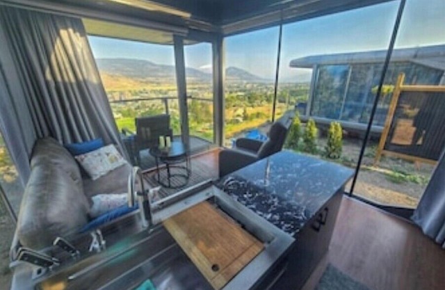 Modern unit 114 on a vineyard breathtaking view over Skaha lake, Penticton