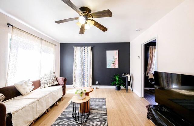 Modern & Urban Oasis Steps to BART- 3Beds
