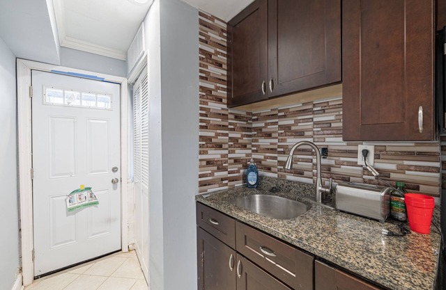Modern Urban - Stay in the beating heart of D.C. Embrace modern at our city spot