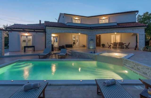 Villa Melli / Villa Melli in Vižinada, western Istria