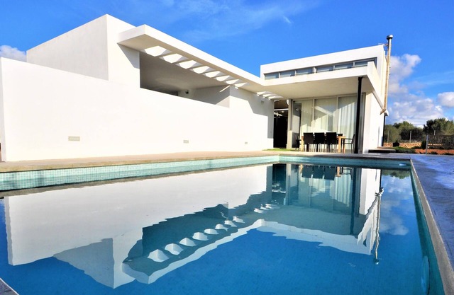 Moderna Villa cerca del golf y con piscina privada, ideal para familias - oferta ultimos dias junio y julio - WiFi Gratis