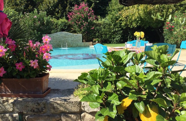 VILLA MODERNA CON PISCINA EN LA TORRE DE AIGUES