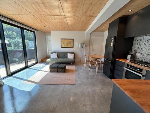 Modern, warm and comfi - L'Appart in Houghton Bay