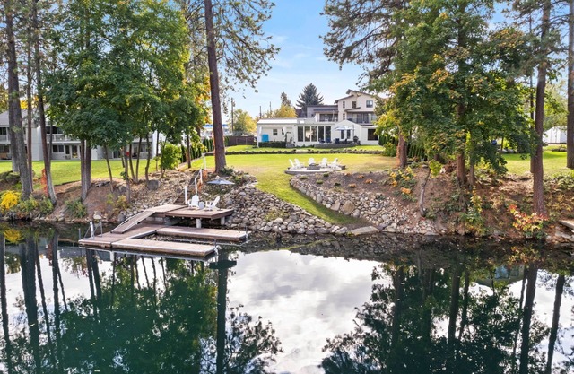 Modern WATERFRONT w/ Private Dock+ Fire Pit+ BBQ+ King Bed