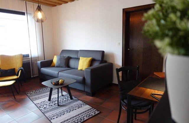 Moderne Ferienwohnung mit Balkon für bis zu 4 Personen