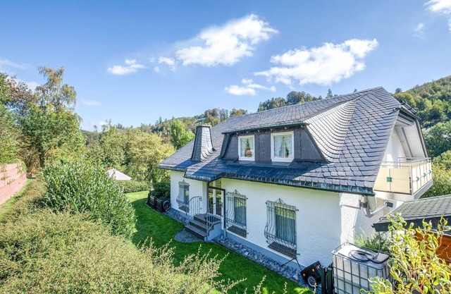 Moderno Ferienwohnung am Wald en Schwalefeld