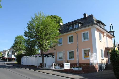 Modernes Ferienhaus In Daun