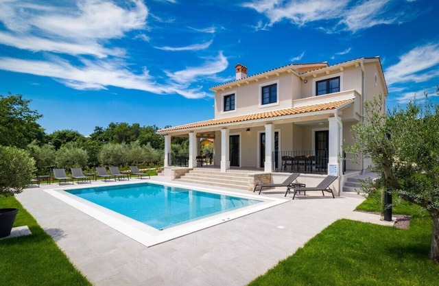 Villa Cavallina in Manjadvorci