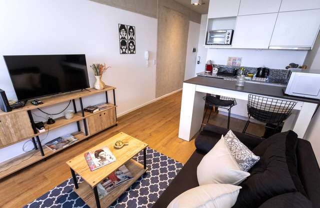 Moderno apartamento en San Telmo con vistas a la ciudad