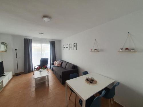 Moderno Apartamento 3 dormitorios y piscina