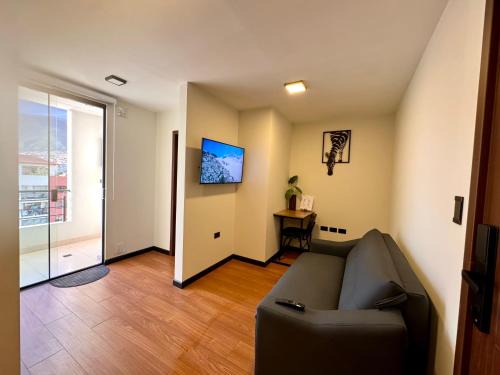Moderno apartamento de 1 dormitorio con vista a la ciudad