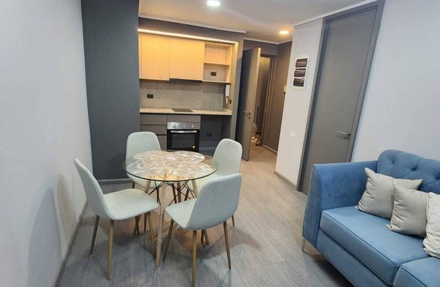 DEPARTAMENTO MODERNO, COMODO Y TRANQUILO CERCANO A MOVISTAR ARENA, FANTASILANDIA