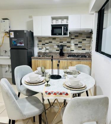 Moderno y acogedor departamento
