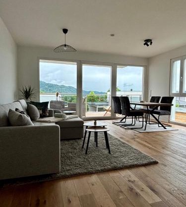 Modische Wohnung mit 2 Schlafzimmern