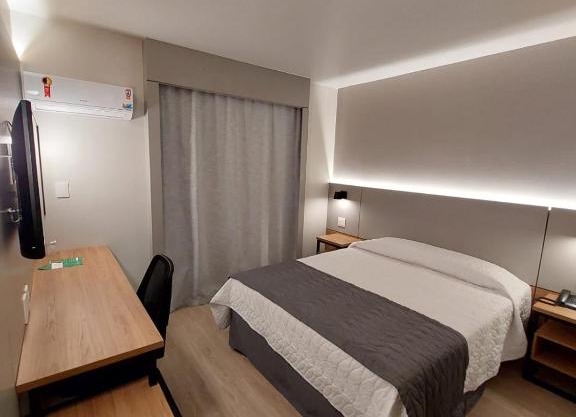 Mogano Business Hotel- ELETROPOSTO