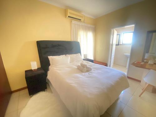 Mokolodi Bed and Breakfast