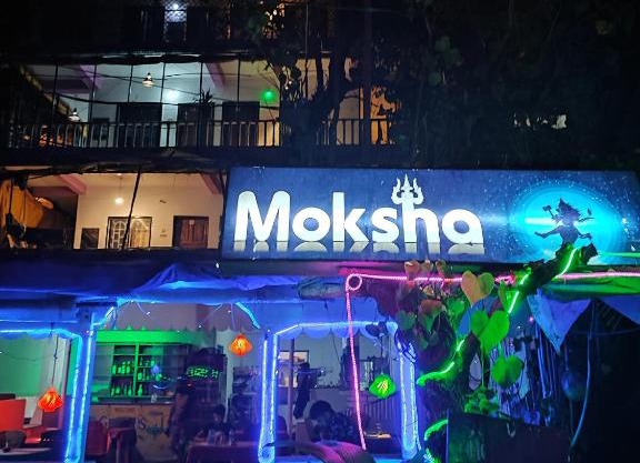 Moksha cafe rooms arambol beach