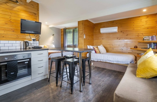 Mole Creek Cabins