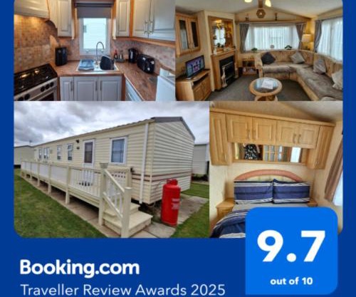 MOLLIES DEN 2 8 Berth 3 Bedrooms The Grange Holiday Park INGOLDMELLS