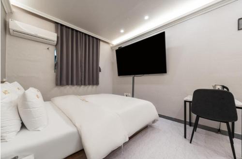 Momo Hotel