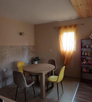 Mona apartman