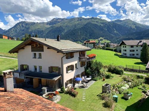 Monami Apartments Klosters, Apt. Villa Kunterbunt