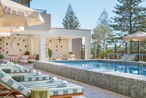Mondrian Gold Coast
