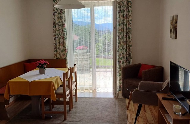 Mondseeblick - Terraza - casa de huéspedes CONSTRUCTOR (Fam. PARADA INGER)