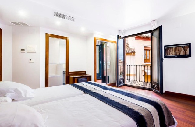 Monjas del Carmen Hotel