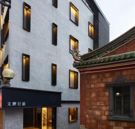 Monka Hotel