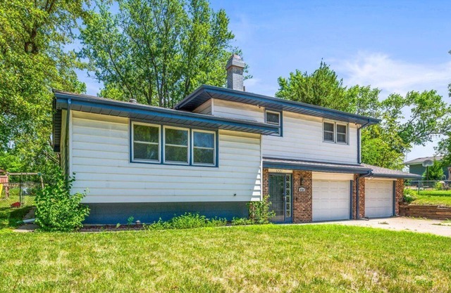 Monroe. Quiet 4BR w/ Huge Yard . Ideal for Crews & Families