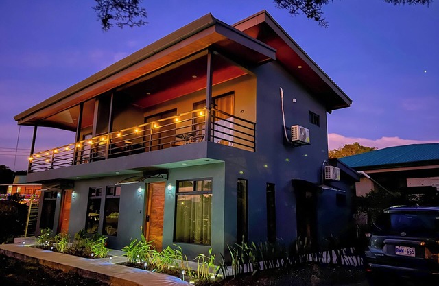 Monstera Apartments Monteverde