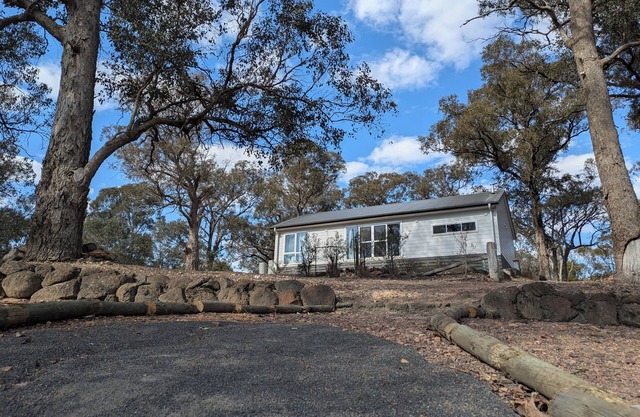 Mont Biel is a renovated cottage sit in a tranquil spot where you can relax.
