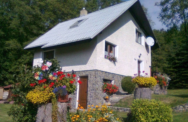 Casa vacacional en el bosque con grupa