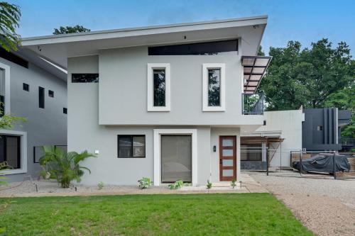 Monte Donato 18 - Apt 1