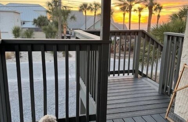 Monterey Motel - Beach Cottage 6 at Beach Access 8. Large Pool. Newly Remodeled.