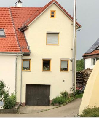Monteurhaus mit 5 separaten Schlafzimmern für 9 Personen, 24 h check in