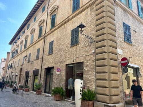 Montevecchio 56